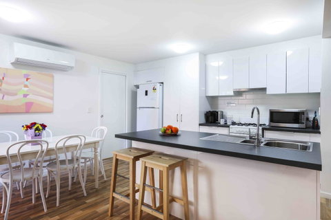 Sandbox Apartments - Accommodation Adelaide 19