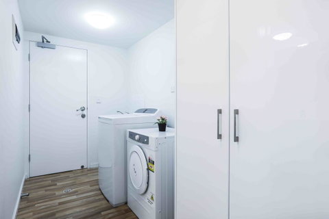 Sandbox Apartments - Accommodation Adelaide 18