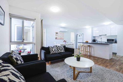 Sandbox Apartments - Accommodation Adelaide 20