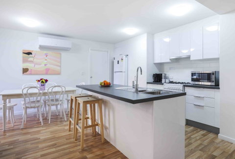 Sandbox Apartments - Accommodation Adelaide 28