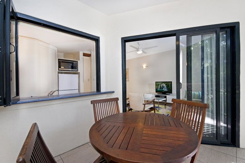 Freestyle Resort Port Douglas - Accommodation Adelaide 14