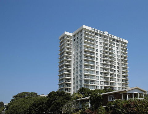 Burleigh Beach Tower - Accommodation Adelaide 4