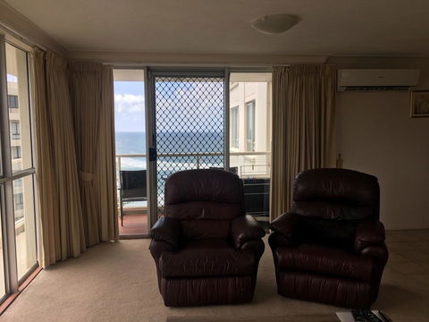Burleigh Beach Tower - Accommodation Adelaide 2