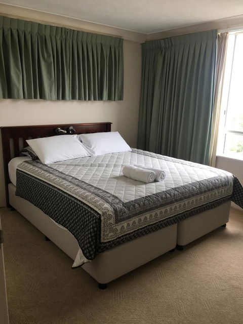 Burleigh Beach Tower - Accommodation Adelaide 0