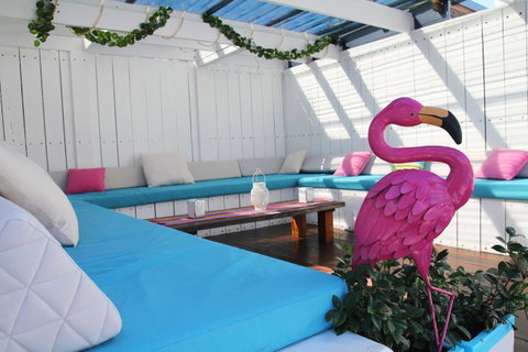 Komune Resort And Beach Club Greenmount Beach - Accommodation Adelaide 5