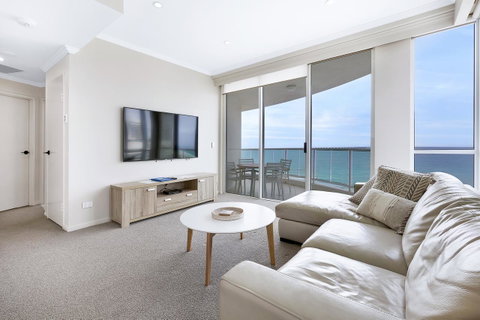 Pacific Views Resort - Accommodation Adelaide 5