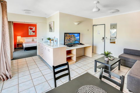 Coral Tree Inn - Accommodation Adelaide 25