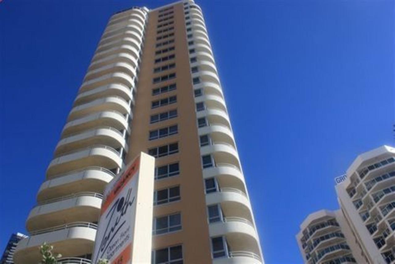West Burleigh QLD Accommodation Adelaide