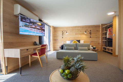 The Island Gold Coast - Accommodation Adelaide 16