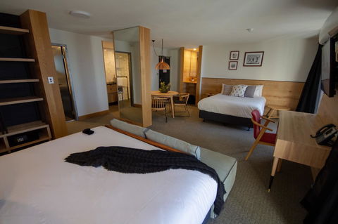 The Island Gold Coast - Accommodation Adelaide 10