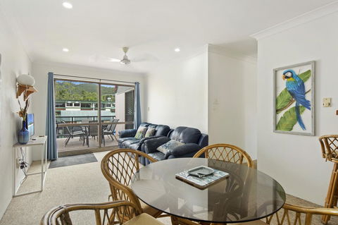 Location! 2BR Town View Unit In Centre Of Airlie. - Accommodation Adelaide 16