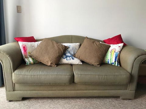Location! 2BR Town View Unit In Centre Of Airlie. - Accommodation Adelaide 23