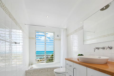 Nautilus On The Hill - Airlie Beach - Accommodation Adelaide 34