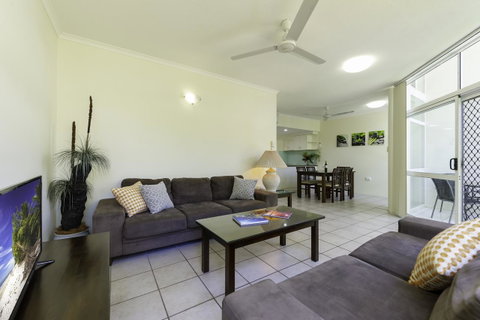 Tropical Nites Holiday Townhouses - Accommodation Adelaide 13
