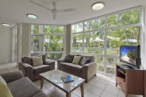 Tropical Nites Holiday Townhouses - Accommodation Adelaide 4