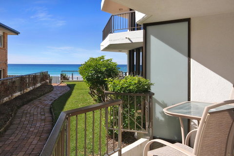 Spindrift On The Beach - Absolute Beachfront - Accommodation Adelaide 27