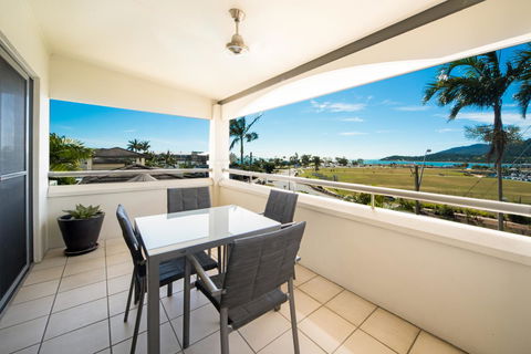 Portside Whitsunday Luxury Holiday Apartments - Accommodation Adelaide 4