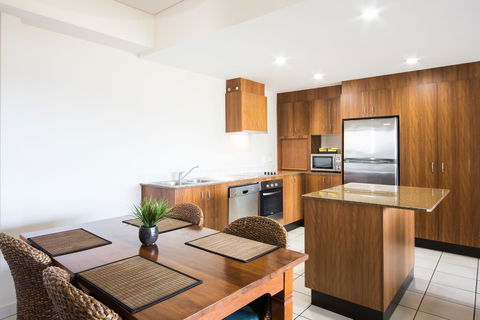 Portside Whitsunday Luxury Holiday Apartments - Accommodation Adelaide 12