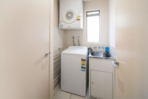 Portside Whitsunday Luxury Holiday Apartments - Accommodation Adelaide 11