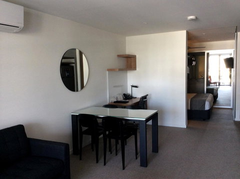 Morgan Suites - Accommodation Adelaide 8