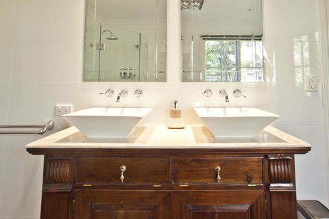 Curtis Falls Cottage - Accommodation Adelaide 2