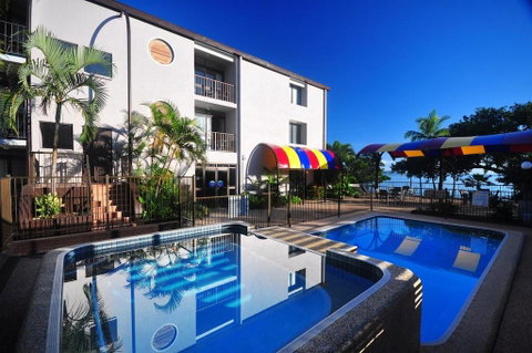 Waters Edge The Strand - Accommodation Adelaide 0