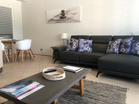 Welcome To The Centre Of Paradise - Accommodation Adelaide 3