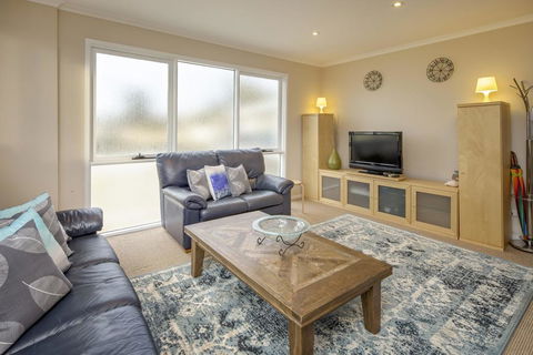 Wendaleigh 8 - Central Unit - Accommodation Adelaide 3