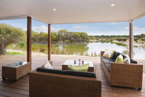 Wharfedale - Accommodation Adelaide 2