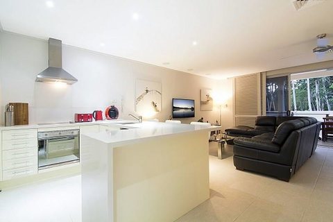Whispering Palms - Accommodation Adelaide 2