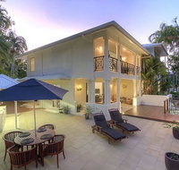 Whispering Palms - Accommodation Adelaide