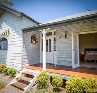 Wine Country Cottage located right at the Hunter Valley gateway close to everything - Accommodation Adelaide