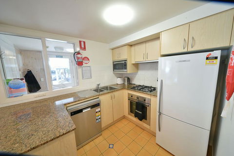 Wintergreen 3 - Accommodation Adelaide 2