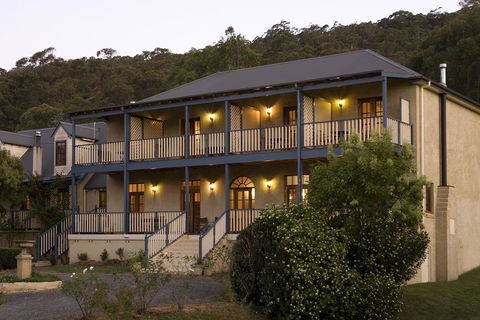 Wombatalla - Accommodation Adelaide 1