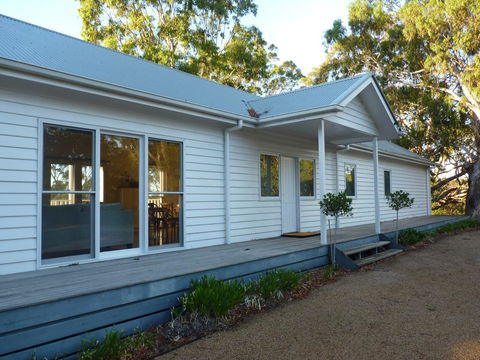 Wongara - Accommodation Adelaide 0