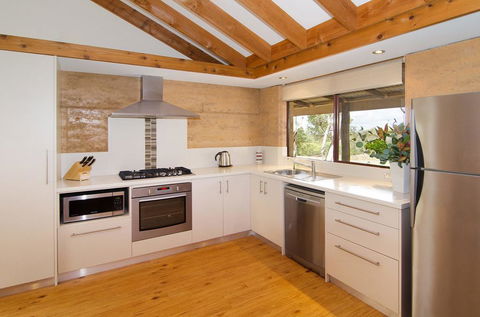 Woodstone Possum Cottage - Accommodation Adelaide 1