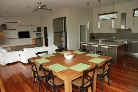 Woollybutt - Accommodation Adelaide 1