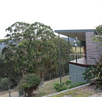Woollybutt - Accommodation Adelaide