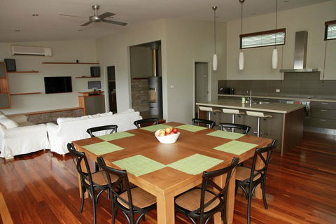 Woollybutt - Accommodation Adelaide 1