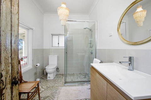 WOOLWAY - Accommodation Adelaide 2