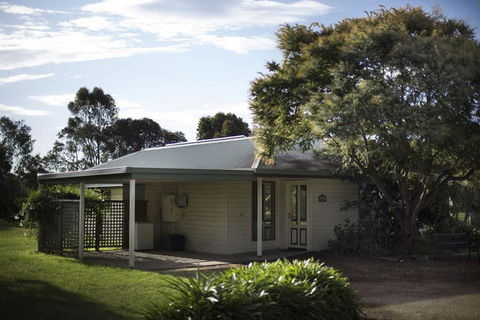 Woongara Cottage - Pet Friendly Country Retreat - Accommodation Adelaide 1