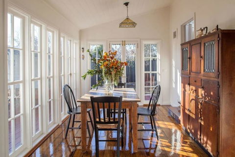 Wormwood House - Accommodation Adelaide 1