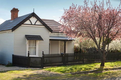 Wormwood House - Accommodation Adelaide 0