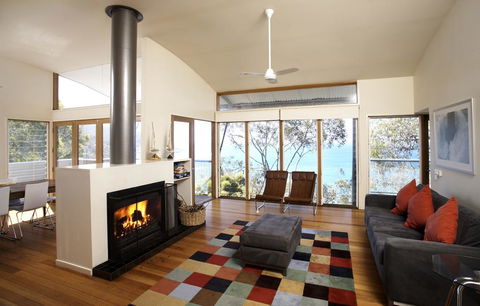 Wye View Architecturally Designed Stunning Views - Accommodation Adelaide 0