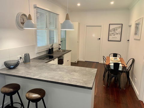 Yaringa Cottage...by The Sea - Accommodation Adelaide 2