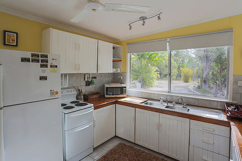 Yellow Cottage - Bush And Beach - Accommodation Adelaide 3