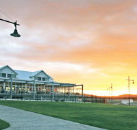York Cove Holiday Hotel - Accommodation Adelaide