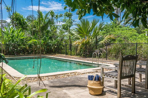 Your Luxury Escape - Cedar View - Accommodation Adelaide 3