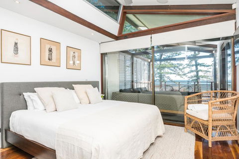 Your Luxury Escape - On The Bay - Stunning Beachfront Apartment - Accommodation Adelaide 3