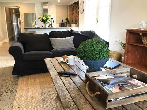 YSG The Edward Townhouse 151 - Walk To Town - Accommodation Adelaide 0